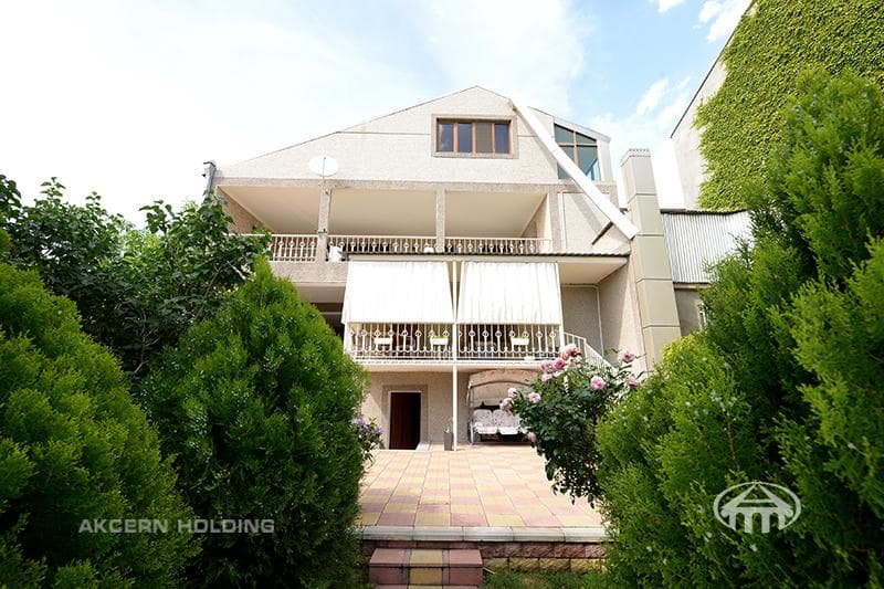 Mansion · 6 rooms · 512 m² · Arabkir