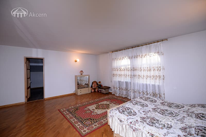 Mansion · 9 rooms · 777 m² · Malatia-Sebastia
