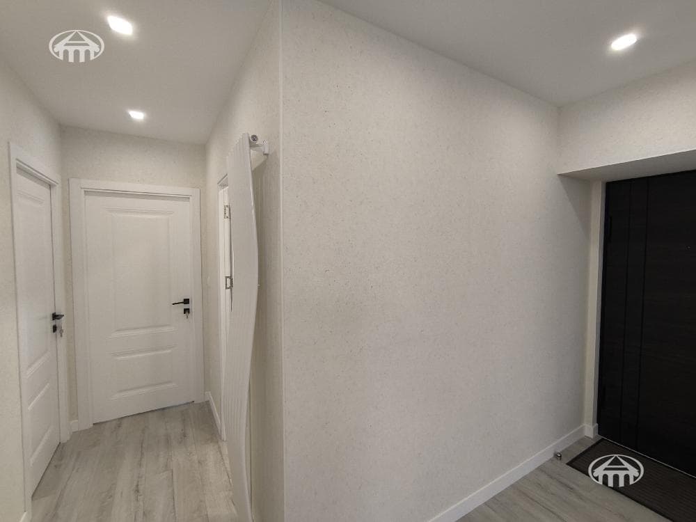 Квартира · 3 комн. · 91 м² · Кентрон