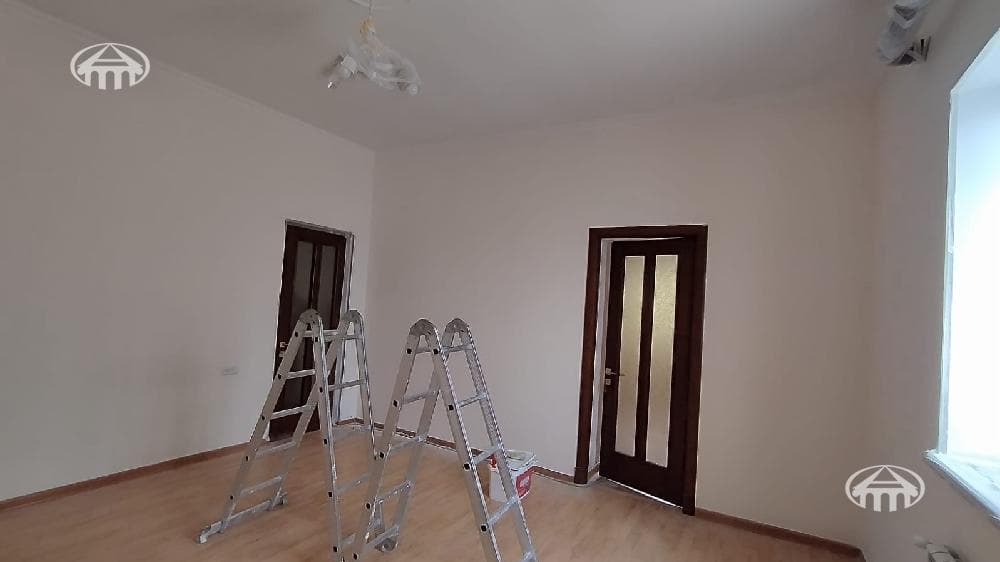 Office · 131 m² · Arabkir