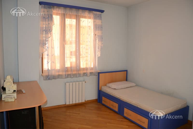 Apartment · 5 rooms · 197 m² · Shengavit