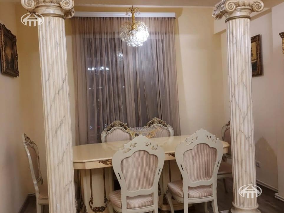 Квартира · 3 комн. · 75 м² · Давташен