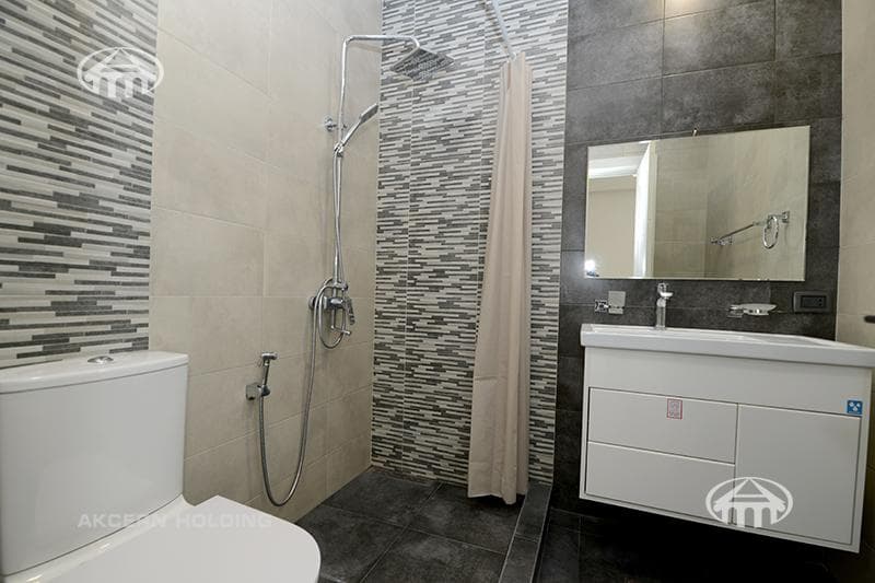 Mansion · 6 rooms · 334 m² · v. Arinj