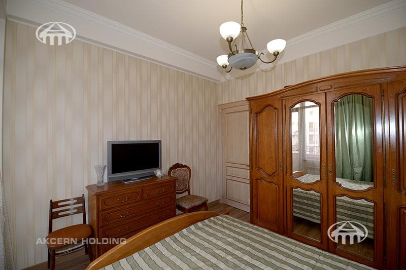 Квартира · 3 комн. · 110 м² · Кентрон
