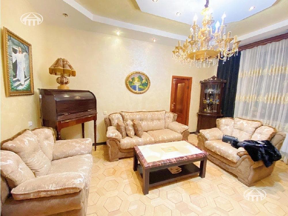 Բնակարան · 65 մ² · Կենտրոն