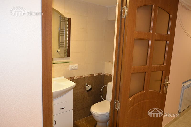 Квартира · 4 комн. · 108 м² · Кентрон