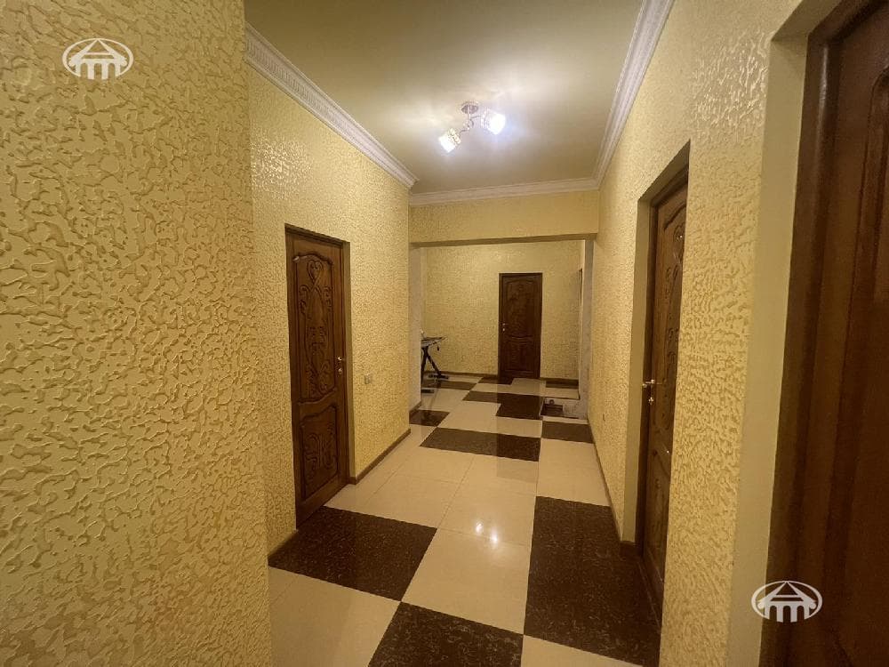 Квартира · 6 комн. · 205 м² · Арабкир