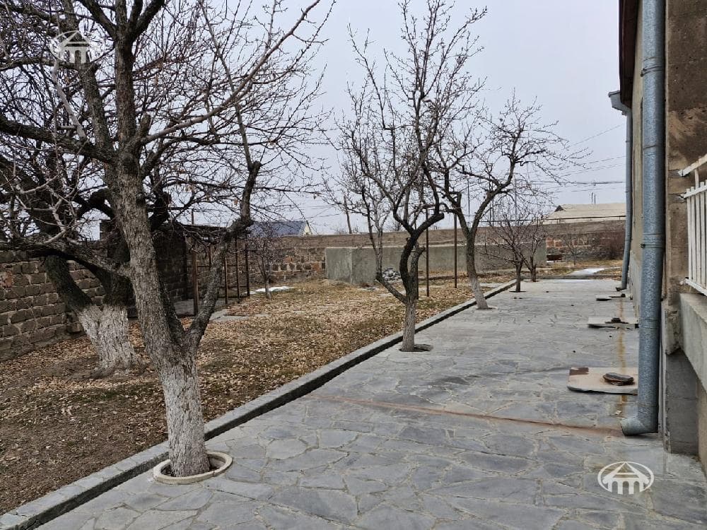 Особняк · 5 комн. · 455 м² · Джрвеж
