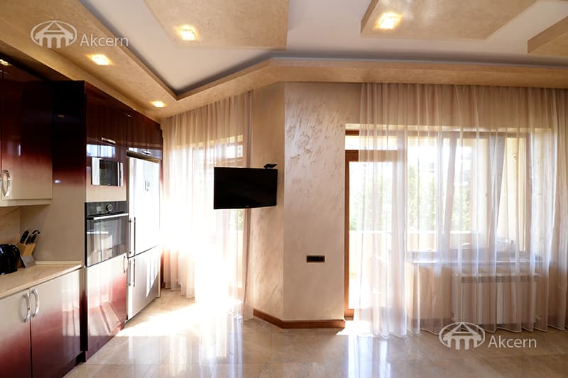 Apartment · 4 rooms · 192 m² · Kentron