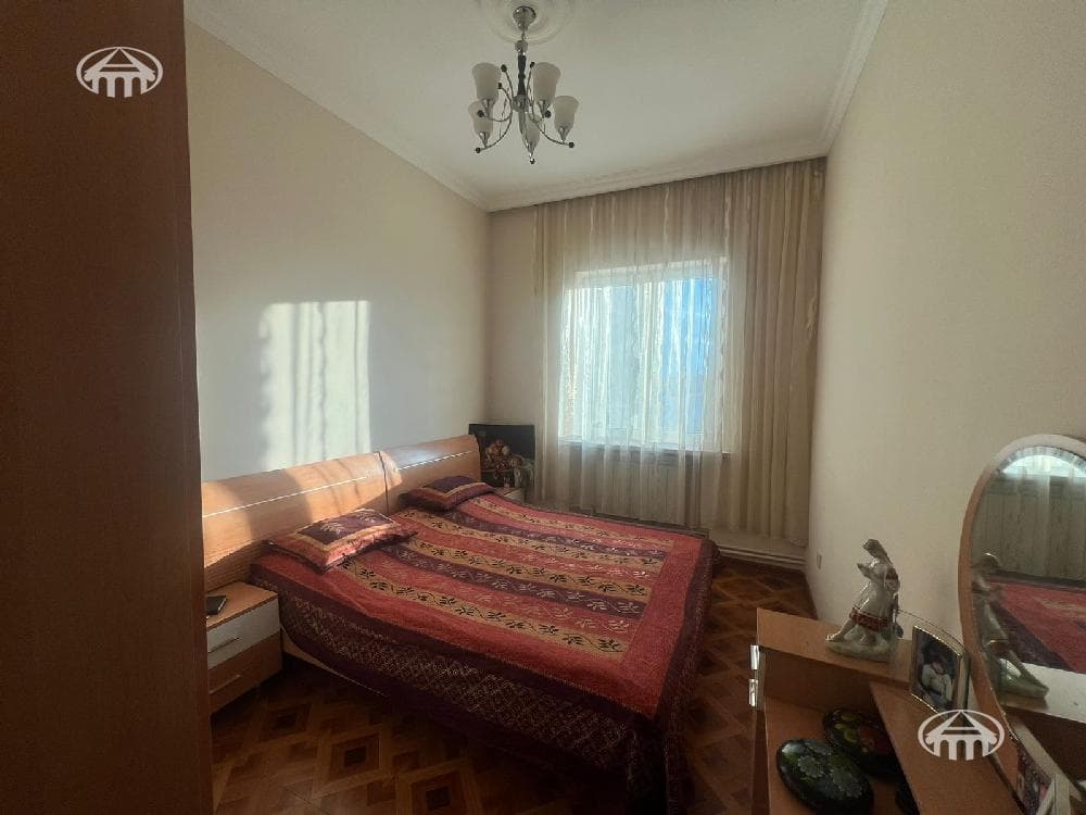 House · 3 rooms · 70 m² · Kanaker-Zeytun