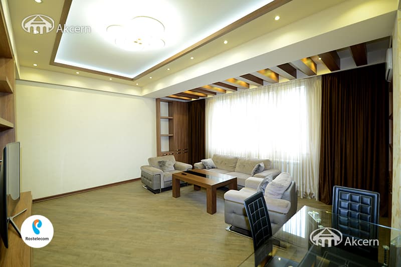 Apartment · 3 rooms · 95 m² · Kentron