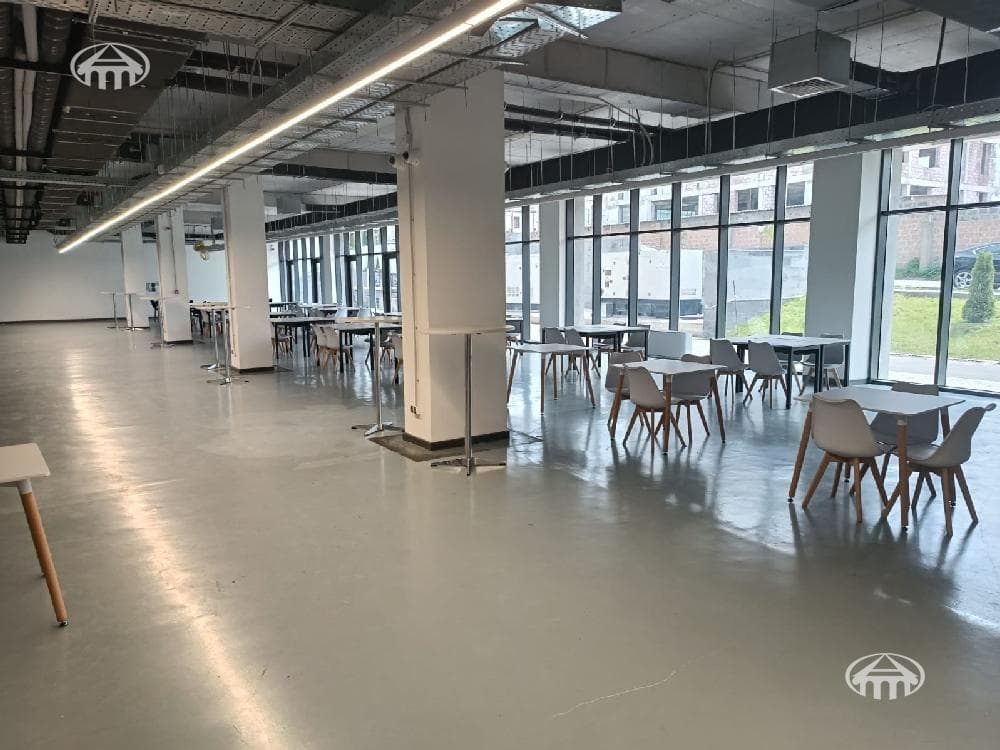Офис · 1 000 м² · Нор-Норк