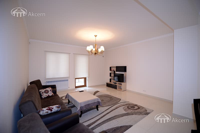 Квартира · 3 комн. · 120 м² · Кентрон