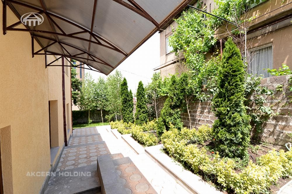 Mansion · 4 rooms · 300 m² · Nork-Marash — photo 7 / 34