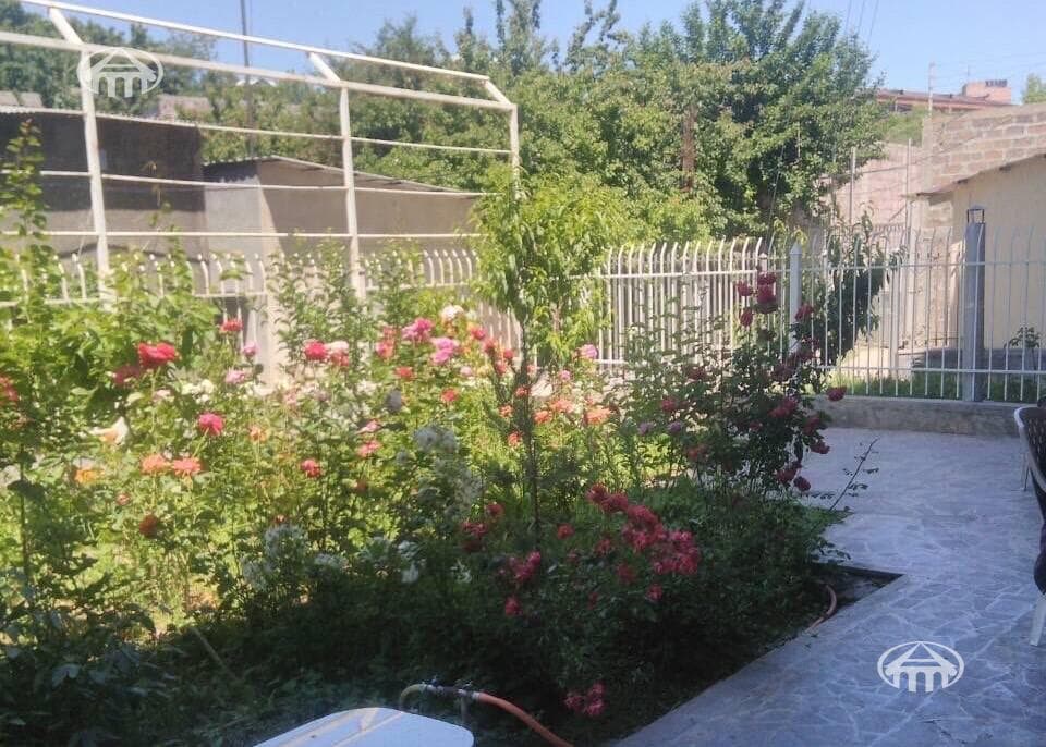 Բնակարան · 4 սեն. · 197 մ² · Նորք-Մարաշ