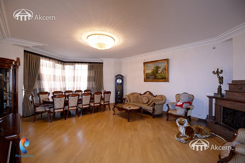 Дом · 6 комн. · 370 м² · Арабкир