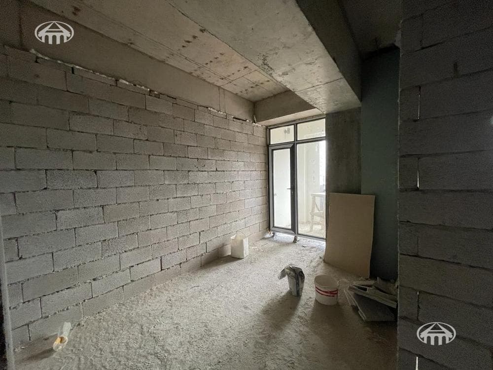 Apartment · 3 rooms · 87 m² · Arabkir