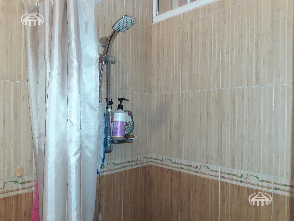 Дом · 5 комн. · 392 м² · Кентрон