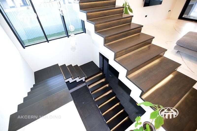 Mansion · 5 rooms · 535 m² · Vahagni