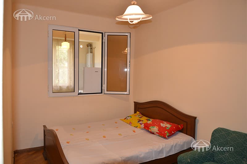 Apartment · 1 rooms · 50 m² · Kentron