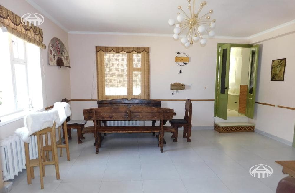 Mansion · 5 rooms · 317 m² · Sevan