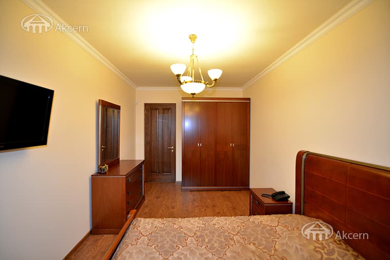 Особняк · 4 комн. · 200 м² · Дзорахпюр
