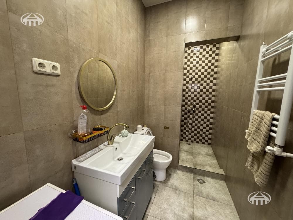 Офис · 226 м² · Кентрон
