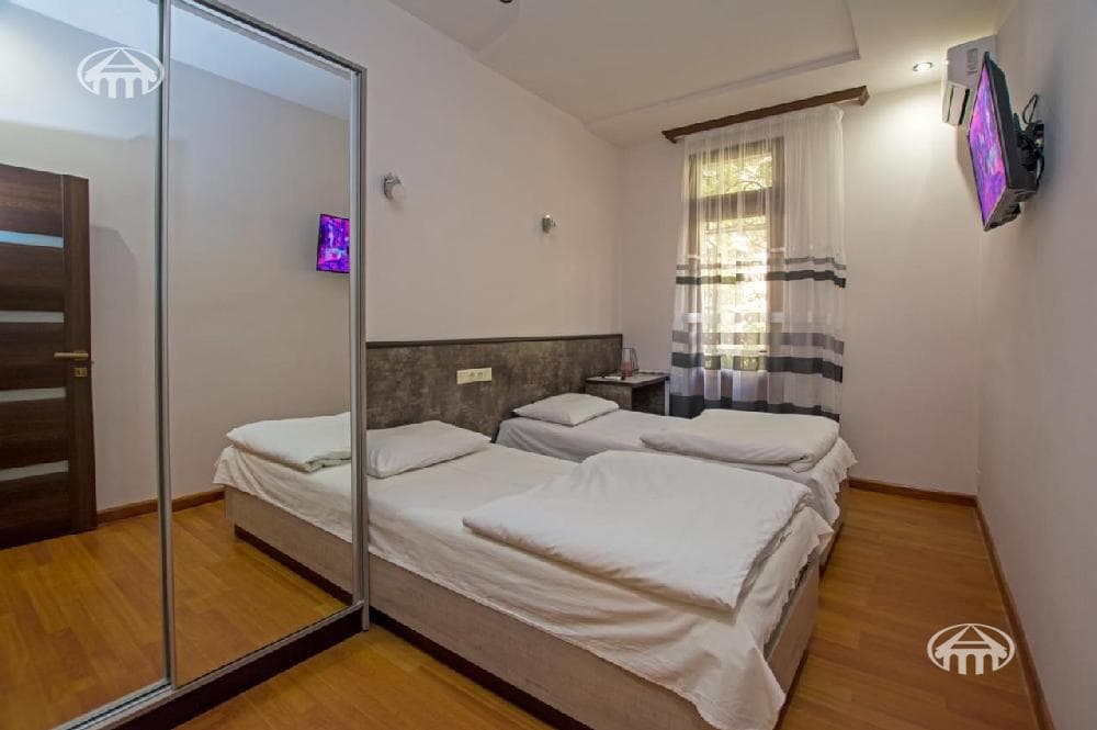Квартира · 3 комн. · 82 м² · Кентрон