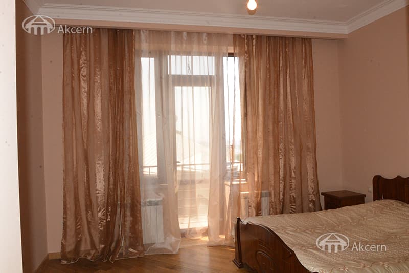 Особняк · 7 комн. · 406 м² · Норк-Мараш