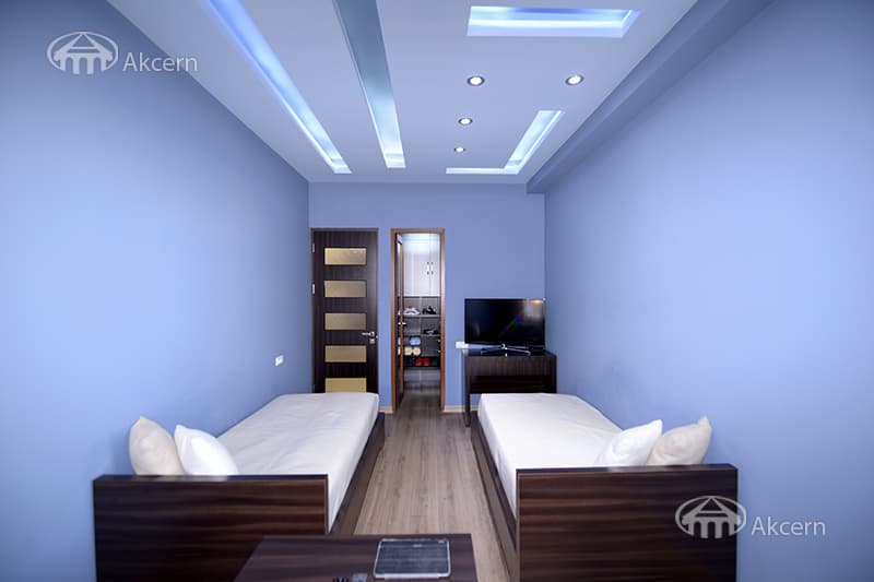 Квартира · 3 комн. · 100 м² · Кентрон
