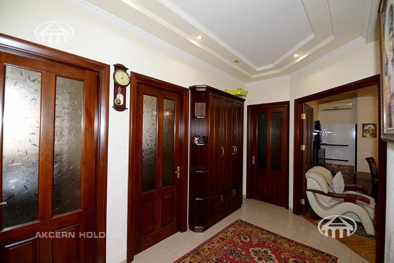 Apartment · 3 rooms · 87 m² · Arabkir
