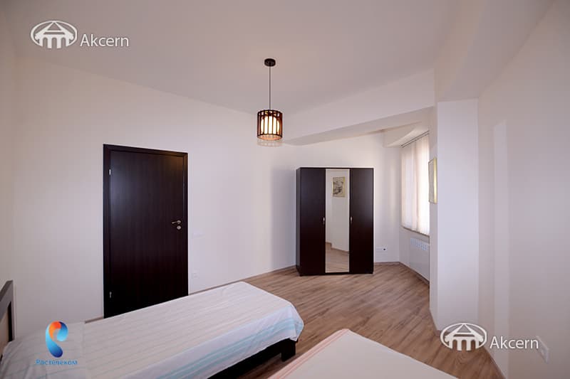 Квартира · 3 комн. · 126 м² · Кентрон