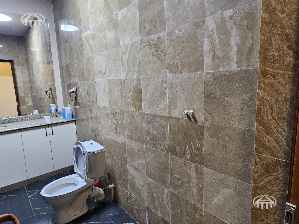 Retail · 768 m² · Malatia-Sebastia