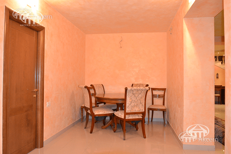 Mansion · 5 rooms · 379 m² · Arabkir