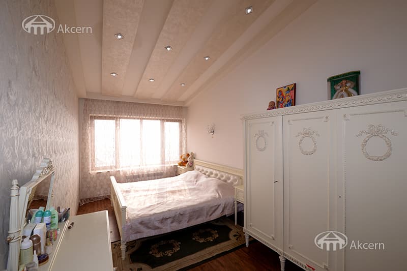 Apartment · 4 rooms · 162 m² · Arabkir