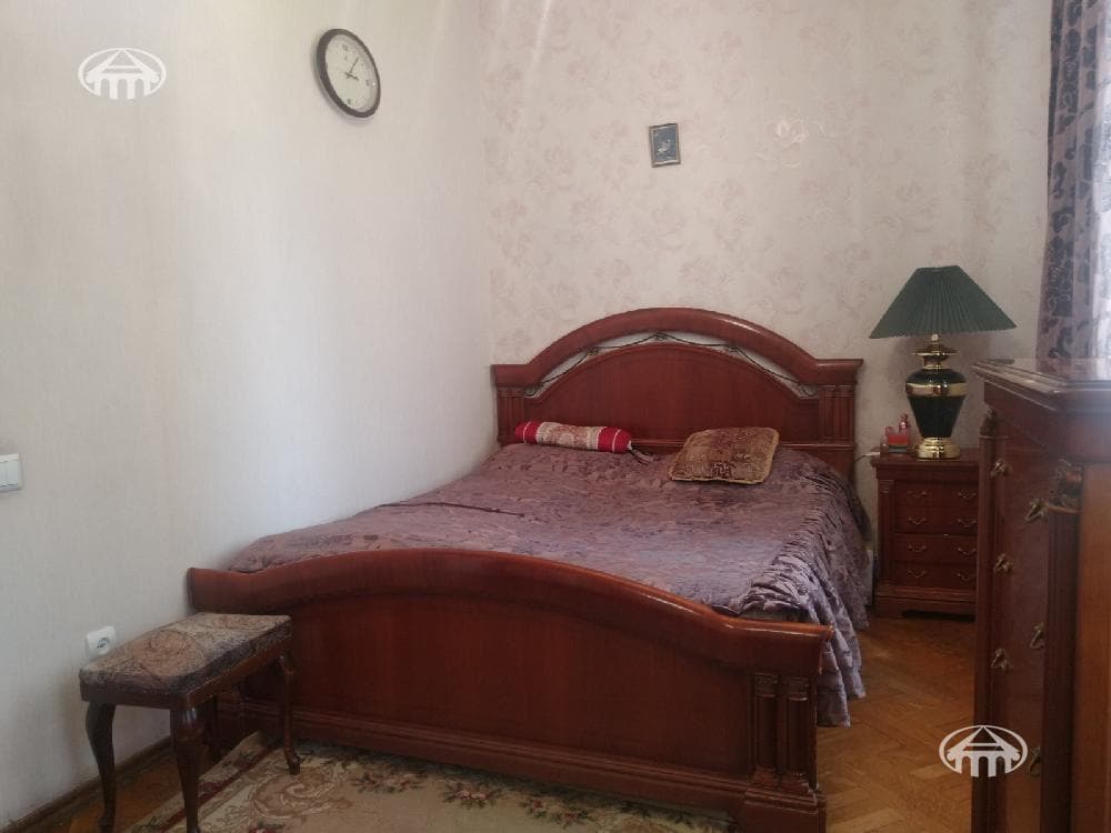 Առանձնատուն · 4 սեն. · 148 մ² · Կենտրոն