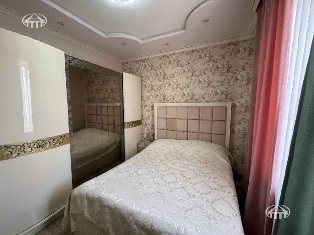 Квартира · 4 комн. · 107 м² · Кентрон