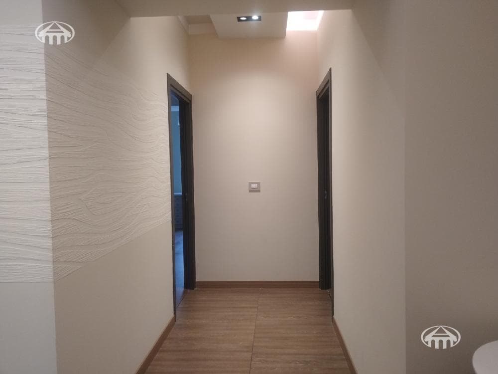 Квартира · 3 комн. · 140 м² · Кентрон