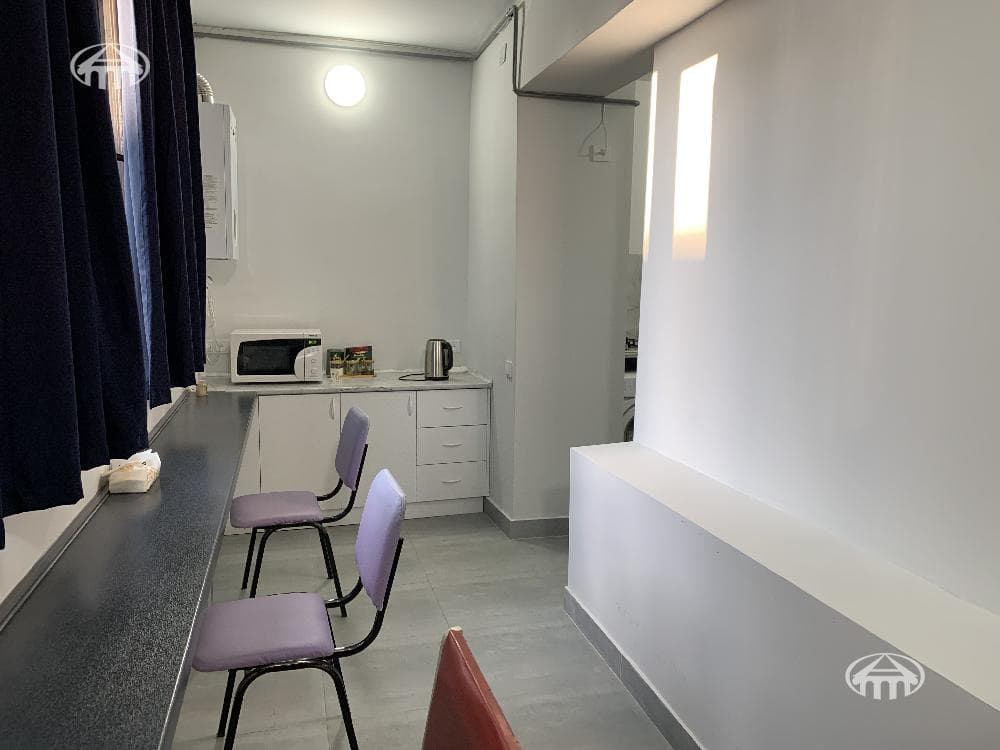 Office · 107 m² · Arabkir — photo 9 / 28