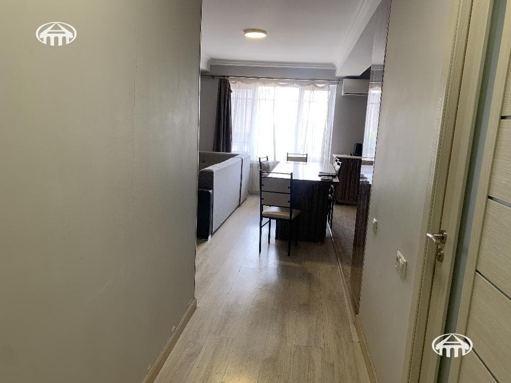 Дом · 8 комн. · 401 м² · Арабкир