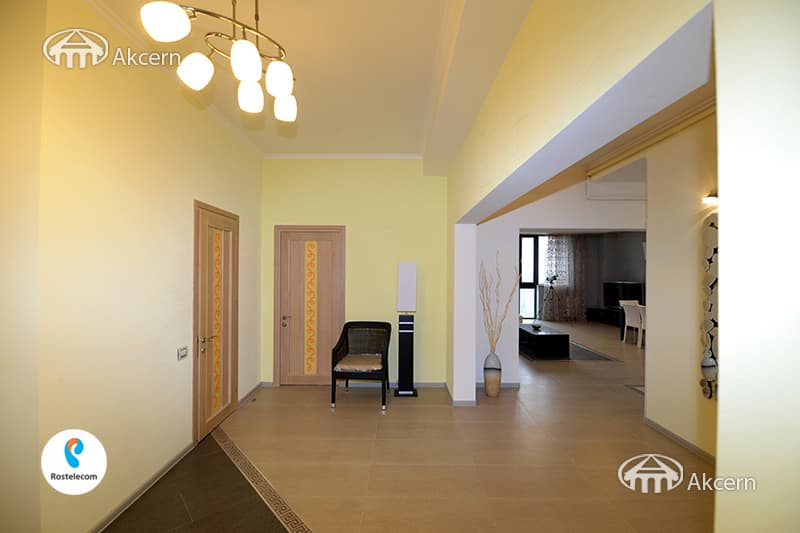 Apartment · 3 rooms · 158 m² · Arabkir