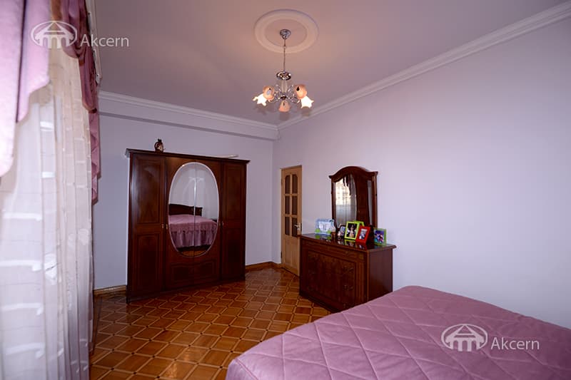 Mansion · 9 rooms · 777 m² · Malatia-Sebastia