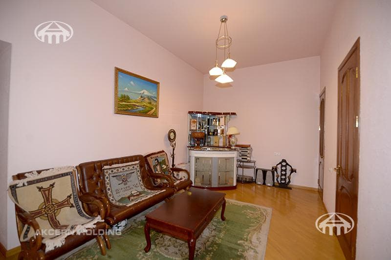 Особняк · 6 комн. · 586 м² · Норк-Мараш
