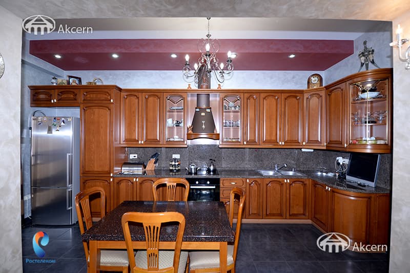 Квартира · 3 комн. · 134 м² · Кентрон