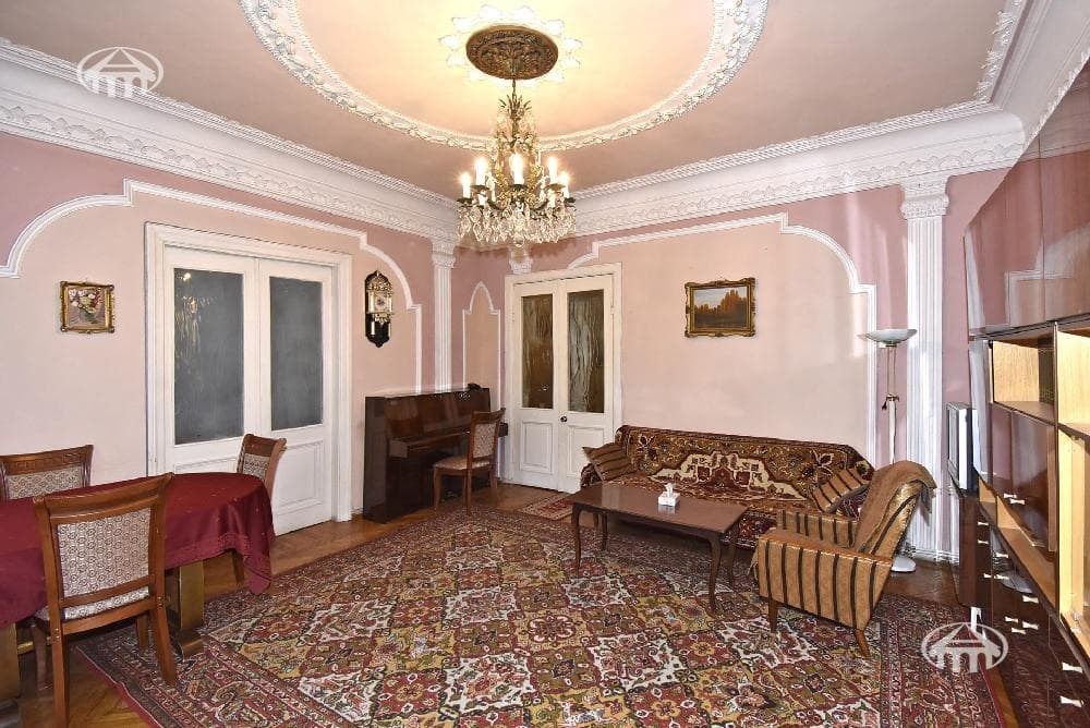Квартира · 3 комн. · 82 м² · Арабкир