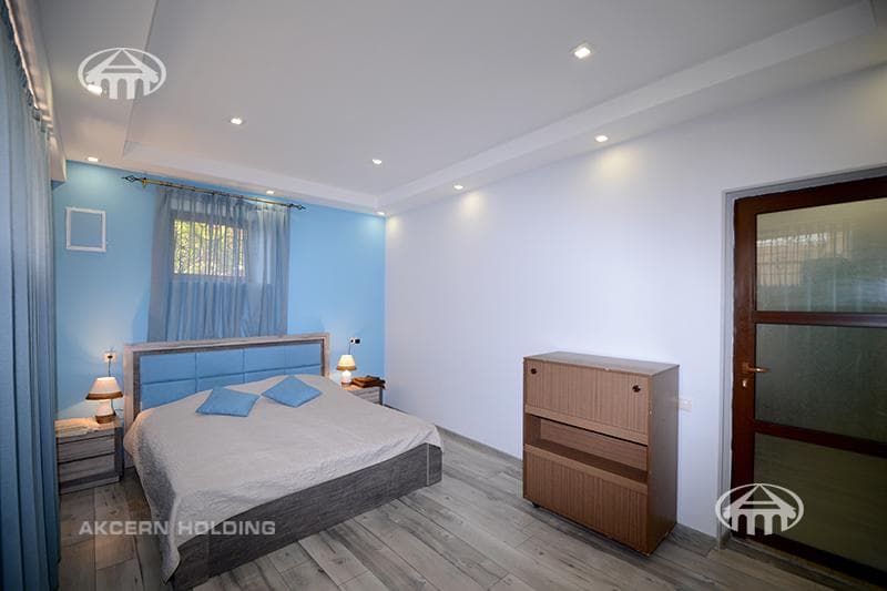 Apartment · 3 rooms · 97 m² · Kentron