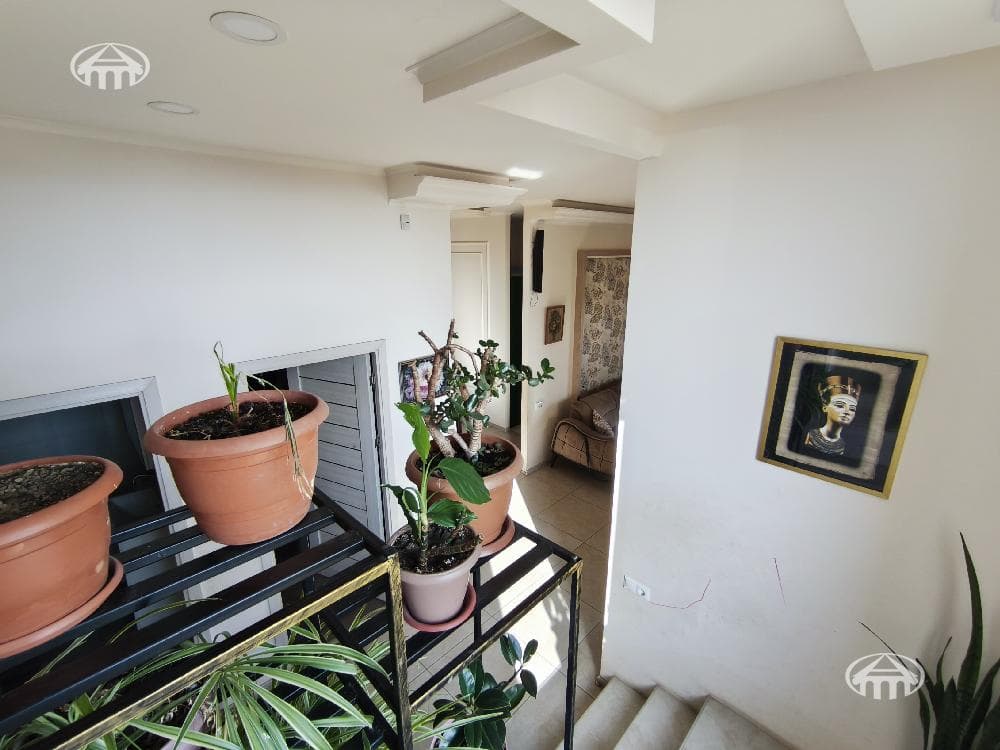 Mansion · 5 rooms · 262 m² · Jrvej