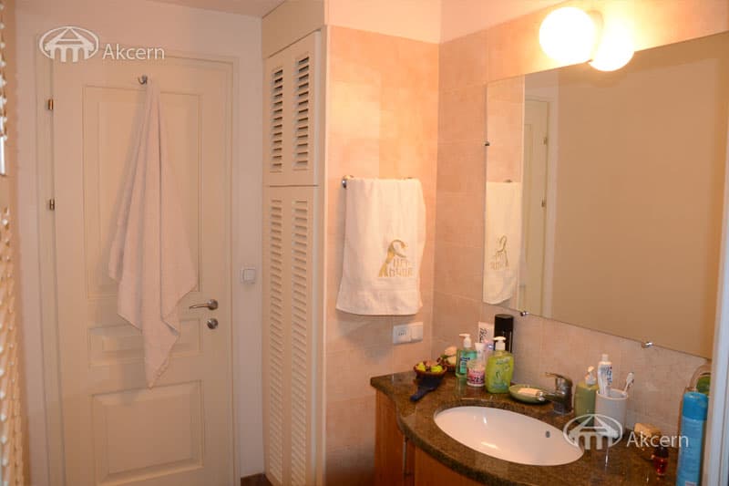 Квартира · 2 комн. · 58 м² · Кентрон