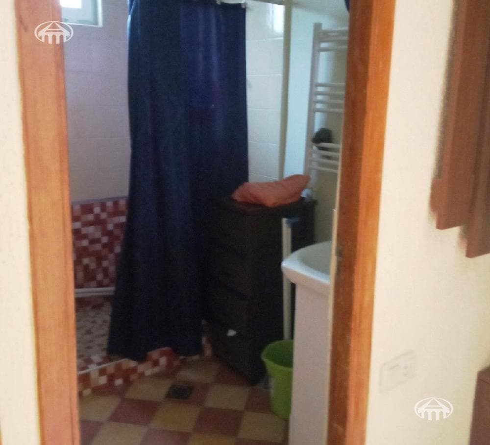 Apartment · 3 rooms · 130 m² · Kentron