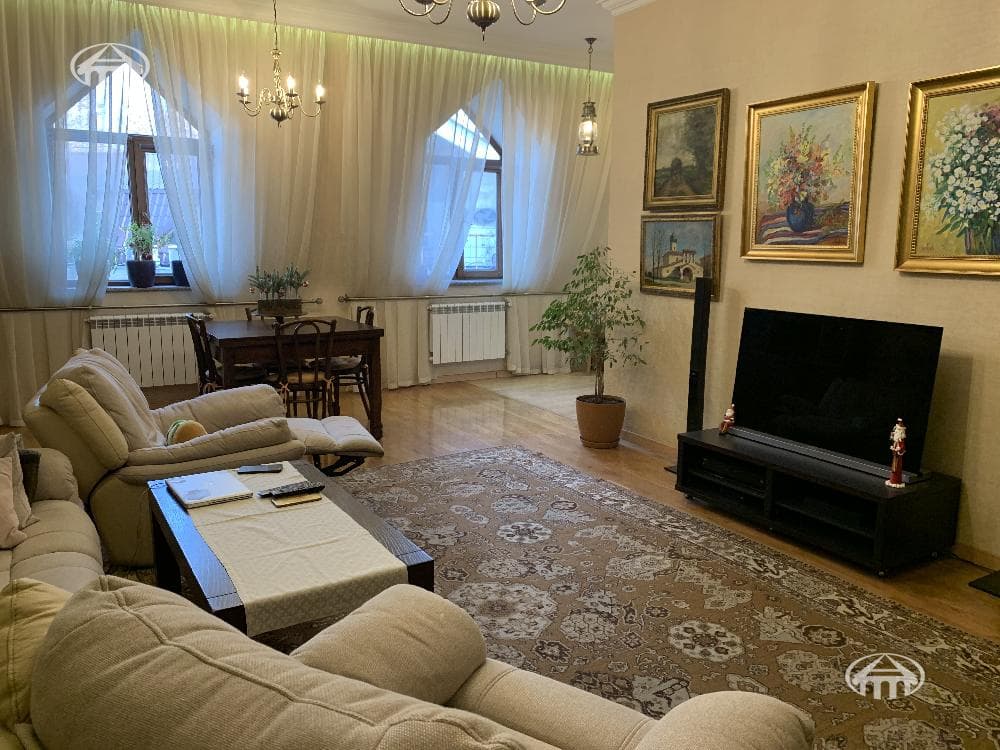 Квартира · 3 комн. · 86 м² · Кентрон